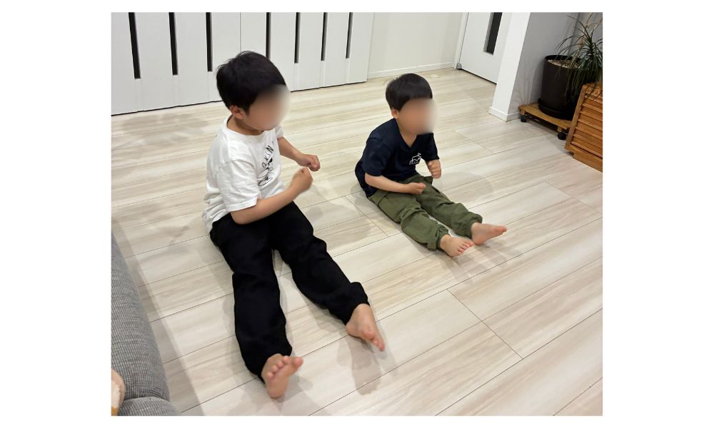 お尻歩き